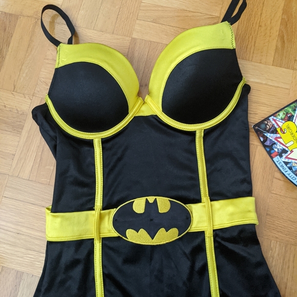 COPY - DC Batwomen costume bodysuit - Picture 3 of 5